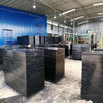 膠水用的足 橋梁與建筑中木模板的關鍵作用